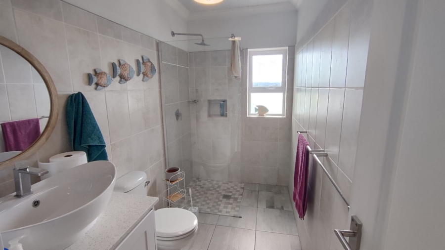 3 Bedroom Property for Sale in Stilbaai Wes Western Cape